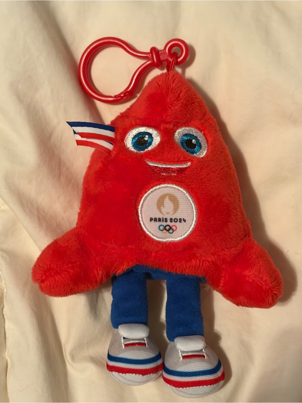 Paris 2024 Olympics
Bag Clip Mascot 3.9”